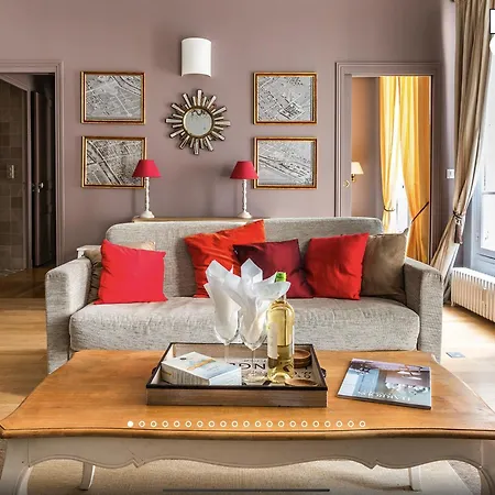 Brouilly 17 Avenue De La Bourdonnais 4 Eme