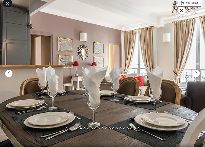 Brouilly 17 Avenue De La Bourdonnais 4 Eme * 巴黎