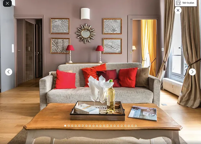 Brouilly 17 Avenue De La Bourdonnais 4 Eme