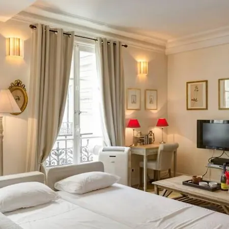 Brouilly 17 Avenue De La Bourdonnais 4 Eme